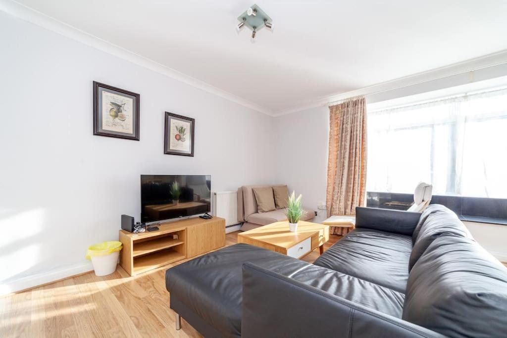And Stylish Flat Near Regent's Park Appartement Londen